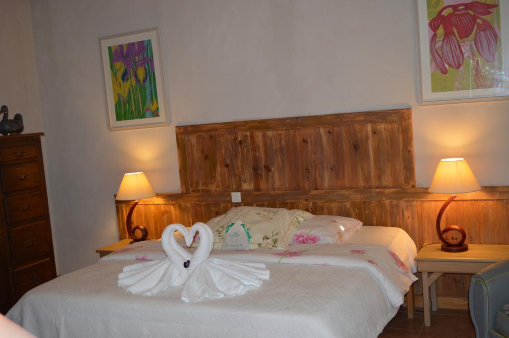 Chateau La Roque Margaux Hotel Servian Esterno foto